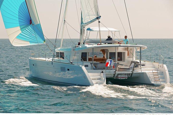 Semi Private Santorini Cruise on Catamaran BBQ & Open Bar