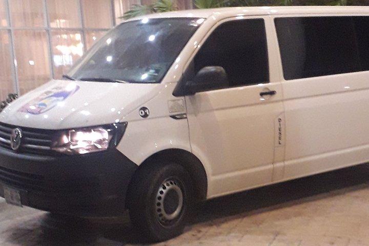 Private Transfer from Chiquila to Cancun Airport