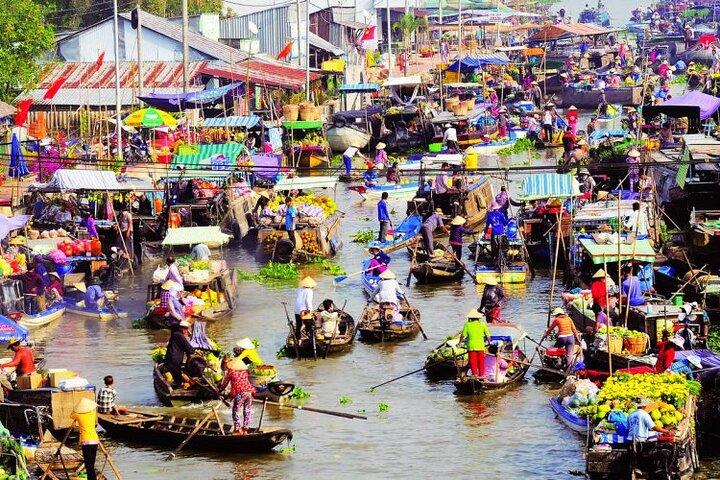 Dragon Eyes Mekong Delta Cruise 2Days 1 Night