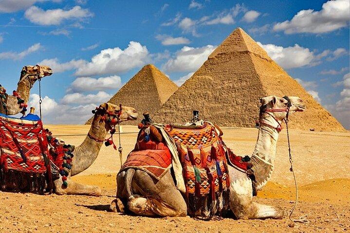 Full-Day Tour from Cairo: Giza Pyramids Sphinx Memphis and Saqqara