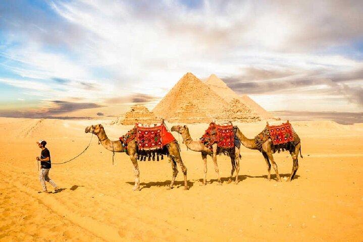 private trip to Giza Pyramids and Saqqara