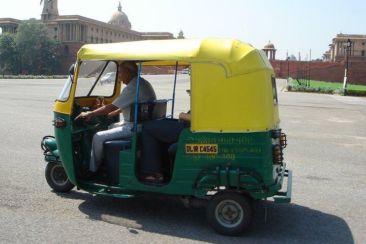 Morning Tour Of Chhatarpur Temples And Qutub Minar In Delhi With Tuk-Tuk Ride