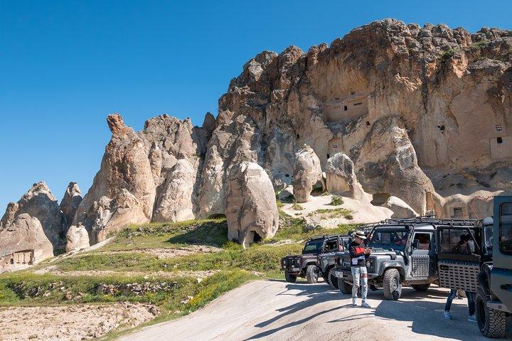 Cappadocia: Sunrise and Sunset Jeep Safari