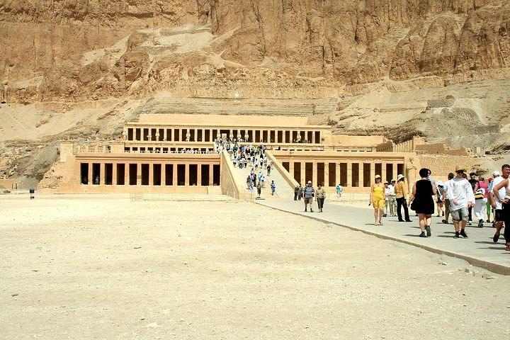 8-Night Luxury Tour from Cairo: Private or Small Group