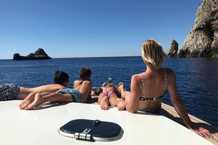 Magical Blue Cave and Hvar Tour from Split and Brac