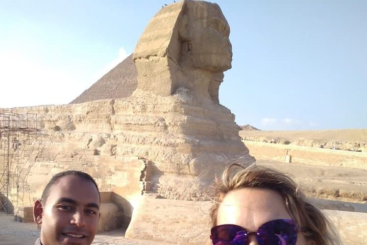 Giza Pyramids and Grand Museum GEM