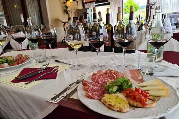 Heart of Chianti Classico - 2 Wineries Lunch included - Chianti Wine Tour
