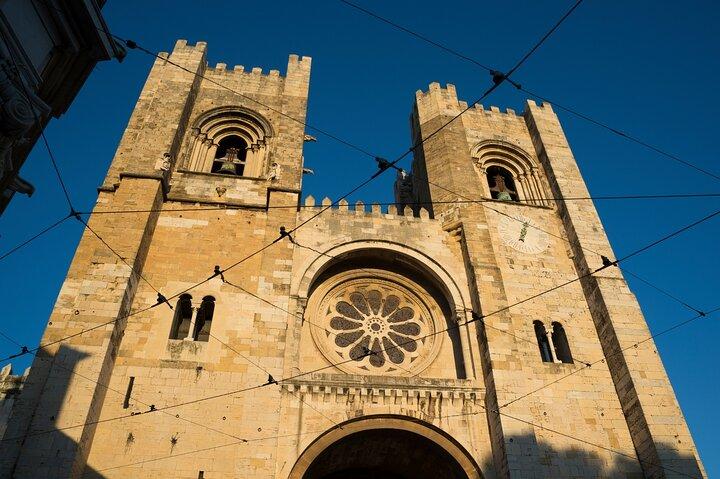 Lisbon Highlights Self guided scavenger hunt and Walking Tour