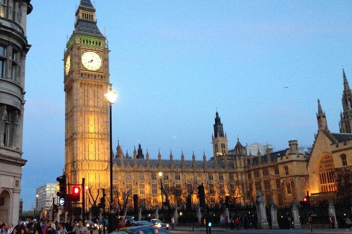 London Highlights Self guided scavenger hunt and Walking Tour