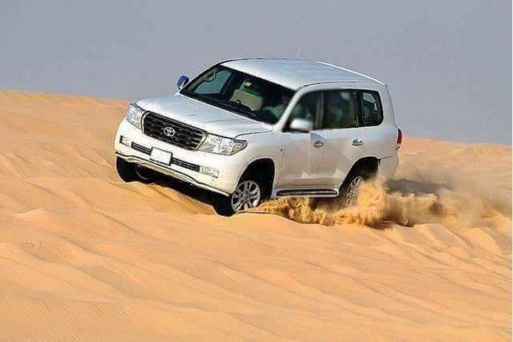 Evening Desert Safari Dubai with BBQ Dinner