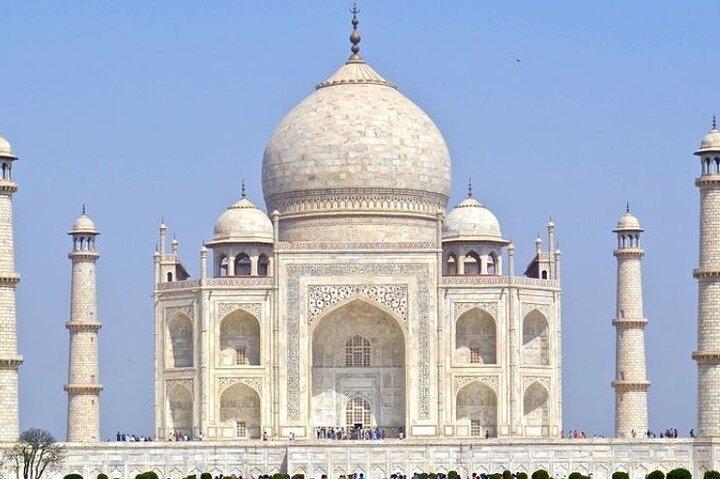 Mohabbat the Taj - A Creative Dance & Light Show with Dinner at Local Restaurant