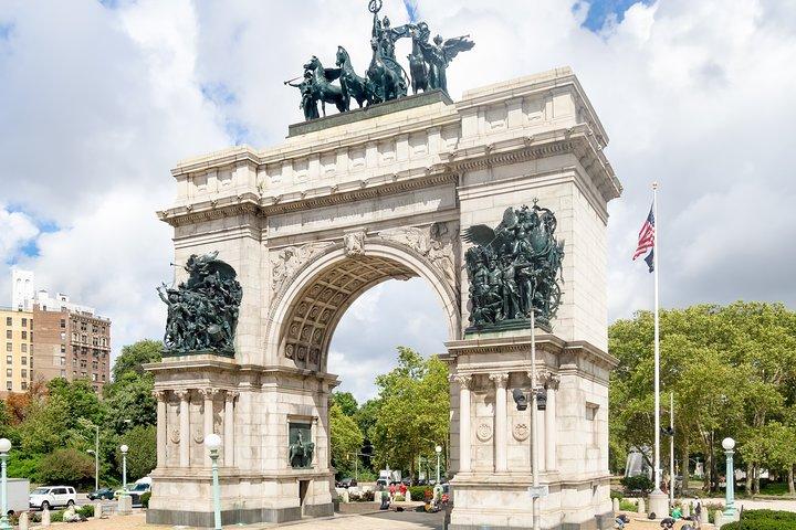 Brooklyn Sightseeing Tour with Private Driver-Guide