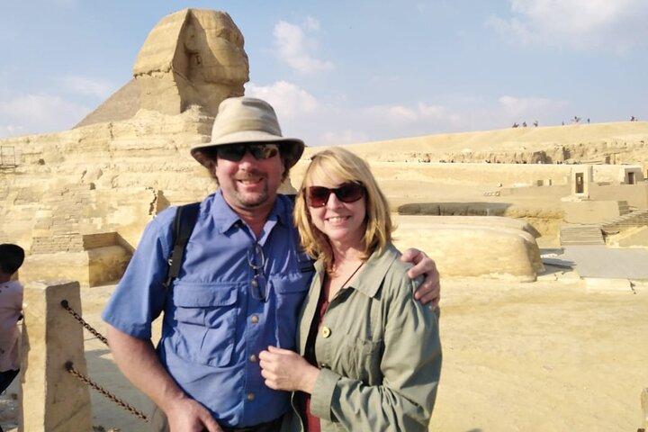 8-Hour Private tour Giza Pyramids, Egyptian Museum and Giza Bazaar
