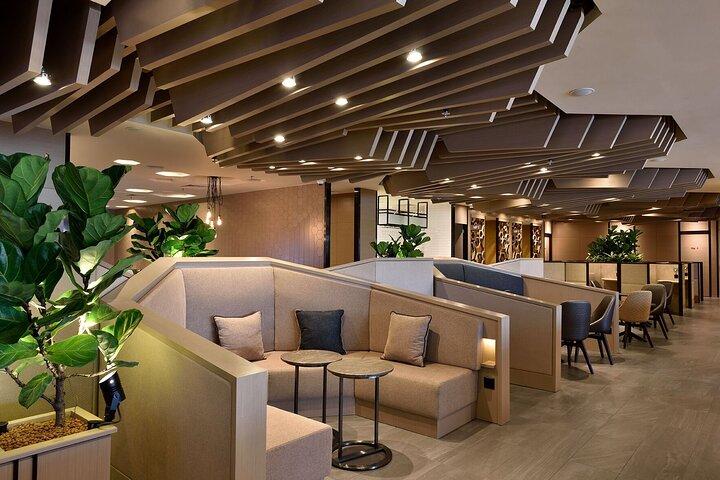 Singapore Changi Airport Plaza Premium Lounge at Terminal 1