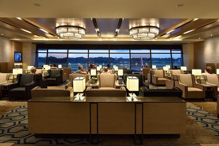 Singapore Changi Airport Plaza Premium Lounge at Terminal 1