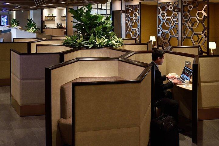 Singapore Changi Airport Plaza Premium Lounge at Terminal 1
