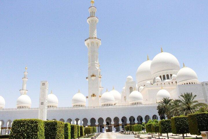Private Sheikh Zayed Mosque Tour from Dubai