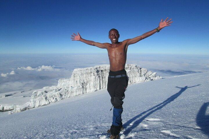 6 days Kilimanjaro Climbing Machame Route in Tanzania