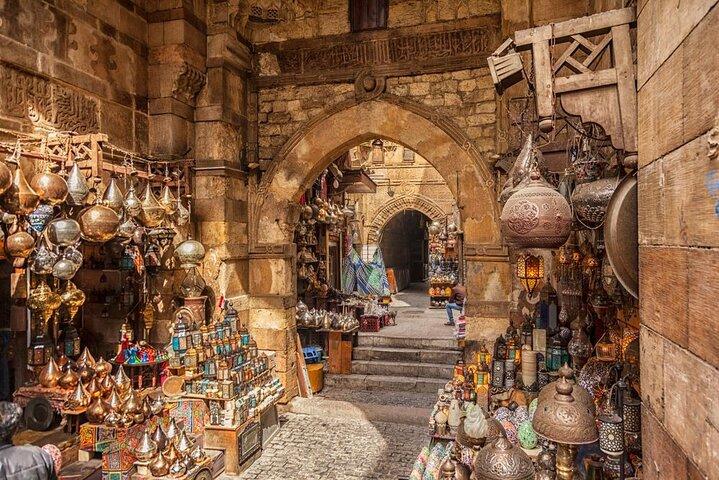 Cairo: Egyptian Museum & Khan El-Khalili Bazaar Tour