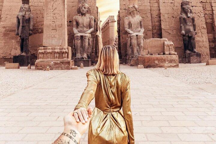 Enjoy One package Luxor Hot Air Balloon with Luxor Full Day Tour