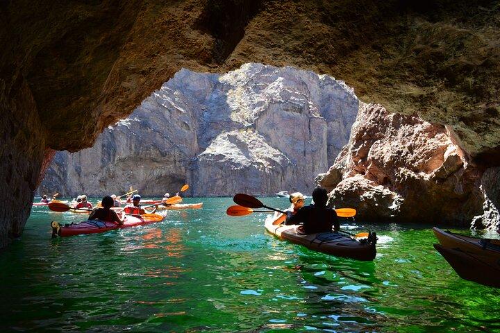 Hoover Dam and Hot Springs Kayak Tour with Lunch and Expert Guide