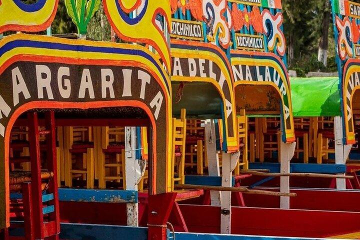 Coyoacan & Xochimilco Tour with Trajinera Ride from Mexico City