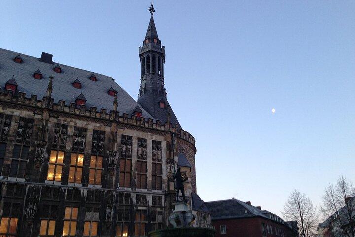 Evening stroll through Aachen - GERMAN (public)