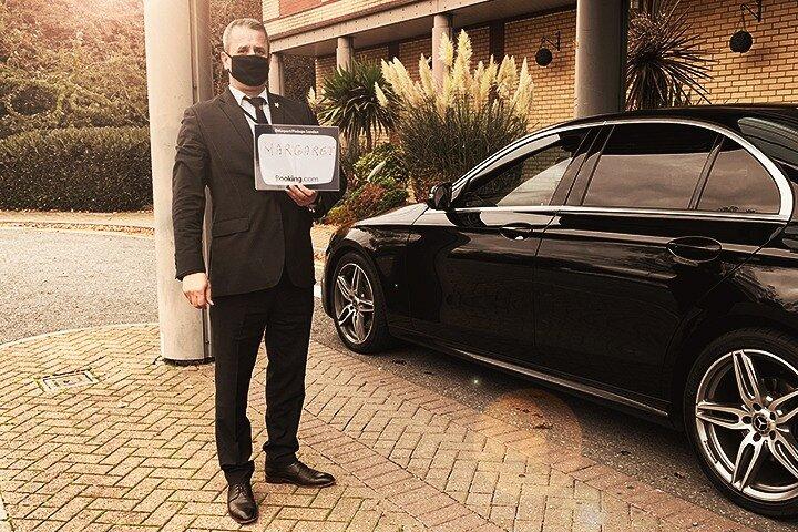 Private Transfer from Heathrow to Gatwick Airport