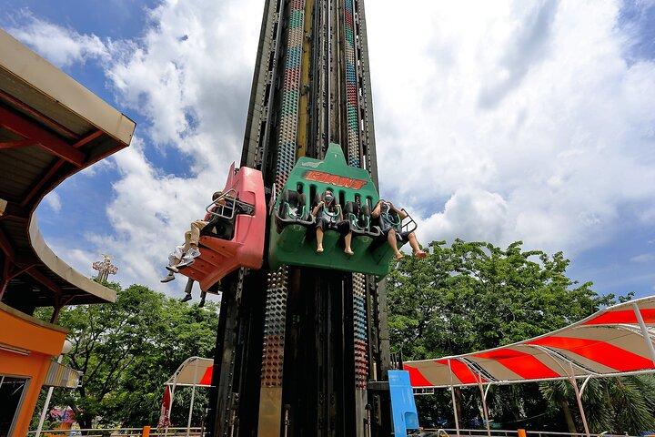 Siam Amazing Park Bangkok Entrance Ticket with Lunch