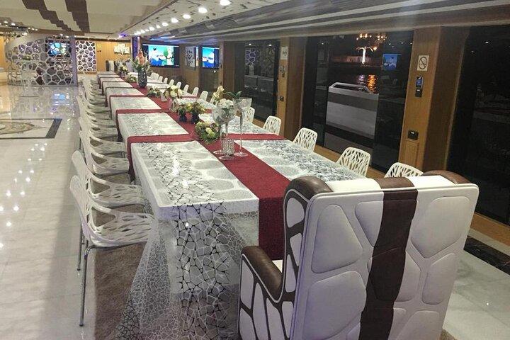 Dubai Marina Luxury Cruise with 5 Star Buffet Dinner & Transfer