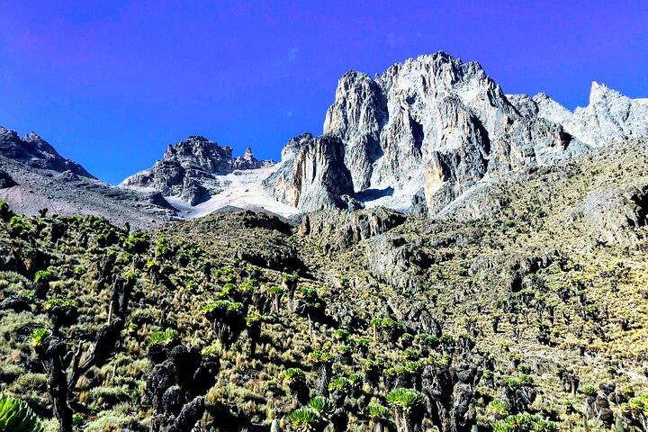 4 Days Mt Kenya Climb, Chogoria Route up and out Sirimon route