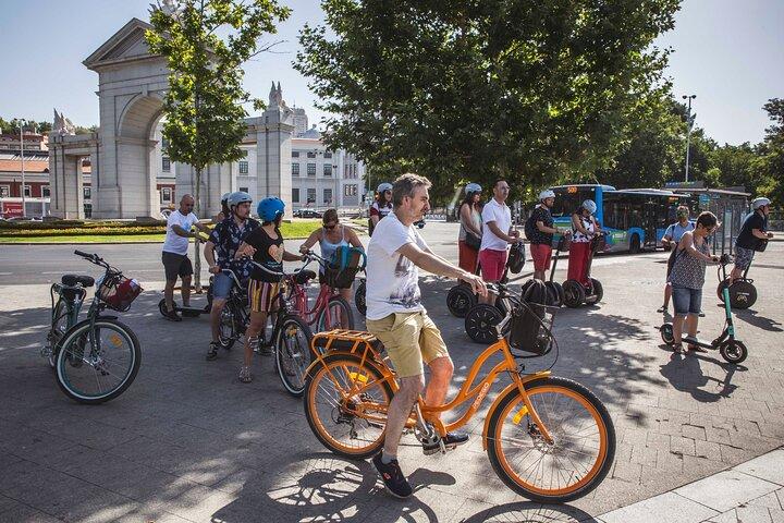 Madrid Retiro Park Electric Bike Tour (Small group, Semi Private)