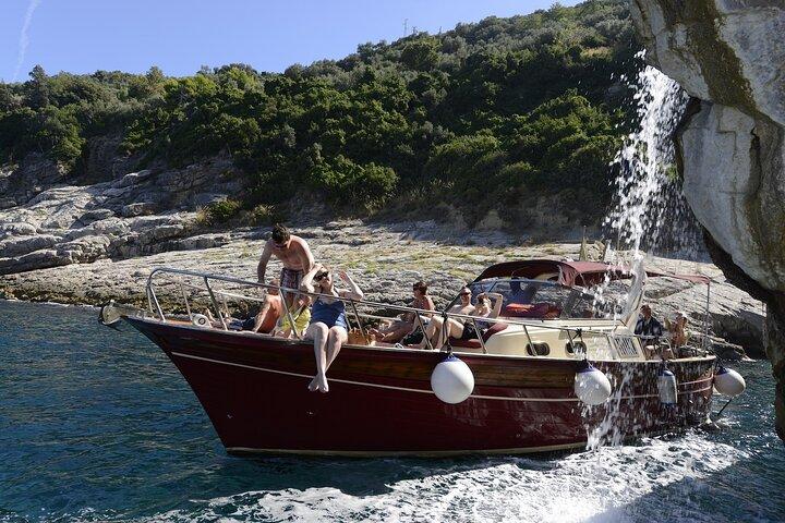Positano & Amalfi Small Group Boat Tour from Rome with Fast Train