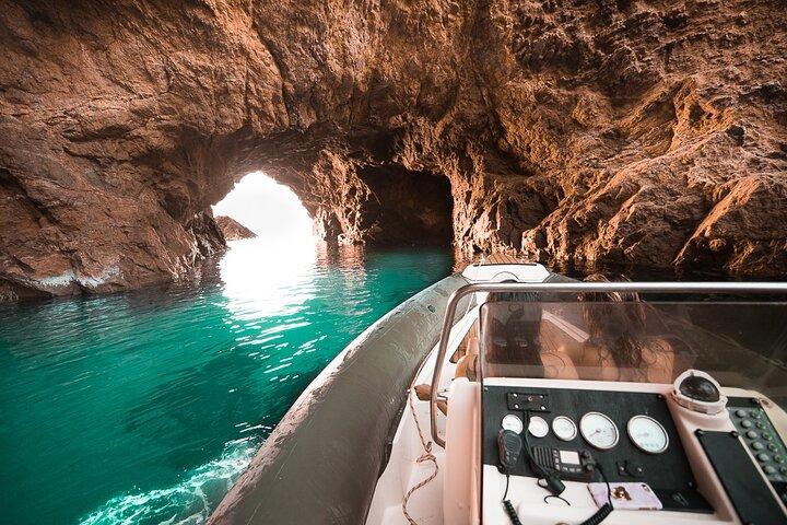 Rent a rib boat (per hour)