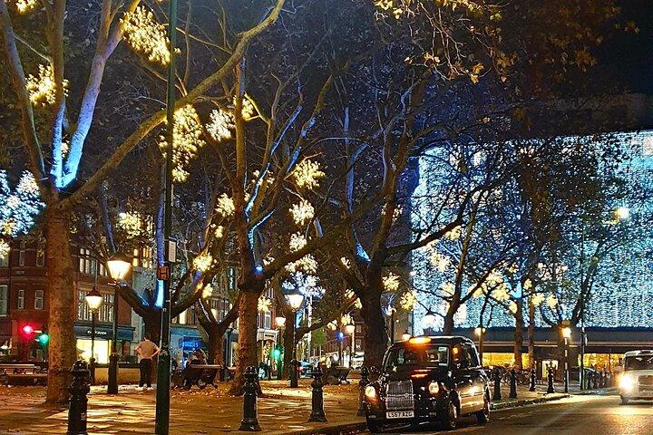 Magical Christmas Lights in London: Private Black Cab Tour