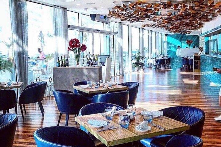 Magical Dubai Private City Tour with Lunch in Burj Al Arab