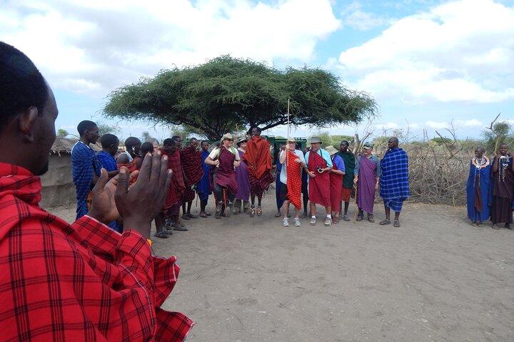 5 Days Safari to Serengeti, Ngorongoro, Tarangire from Arusha