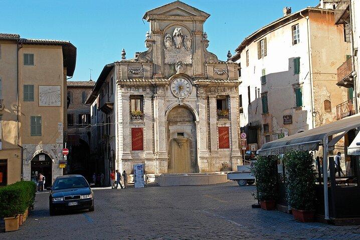 Spoleto Private Walking Tour with Official guide