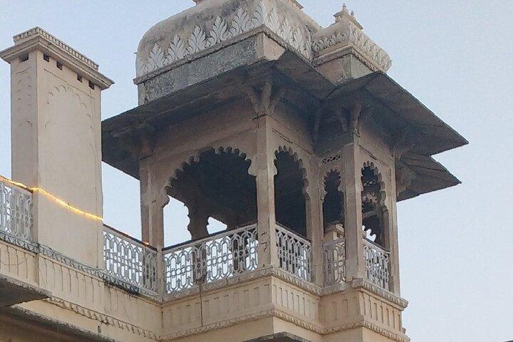 Evening Excursion: Bagore Ki Haveli Dance Show in Udaipur