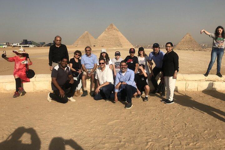 Private Day Tour to Giza Pyramids and Egyptian Felucca and Coptic Cairo