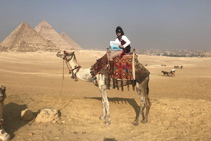 Private Day Tour to Giza Pyramids, sphinx, Sakkara & Dahshur