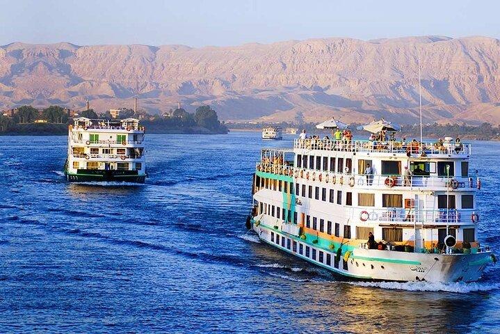 7 Day Pyramids & Nile Cruise By Air