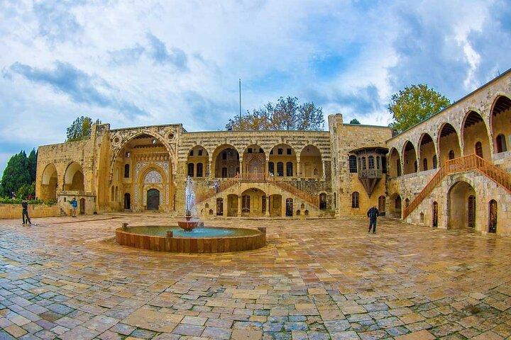 Private Tour to Beiteddine, Deir El Qamar and Cedars from Beirut