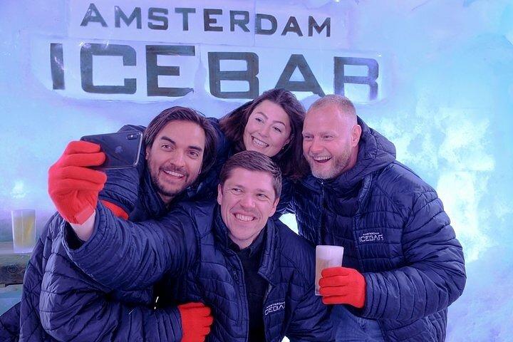 Combo Ticket: Xtracold Icebar Amsterdam and 1-Hour Canal Cruise