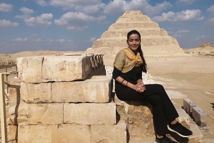 Private Full Tour Giza Pyramids, Sphinx, Memphis, and Saqqara Step Pyramid