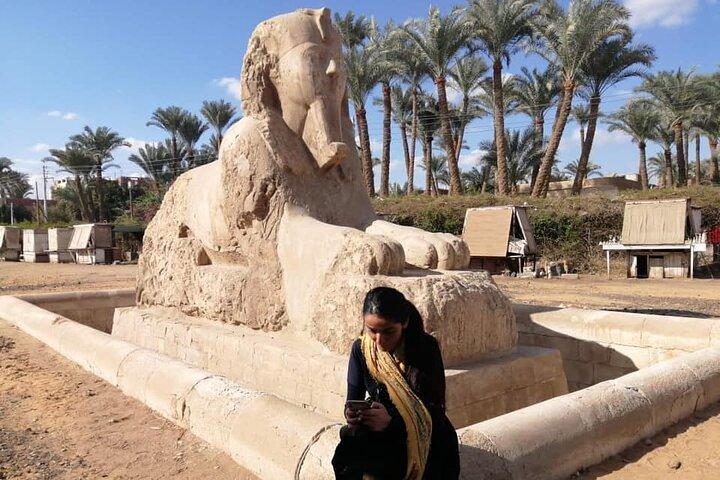 Private Full Tour Giza Pyramids, Sphinx, Memphis, and Saqqara Step Pyramid