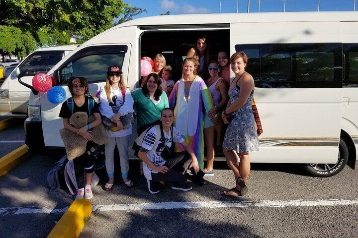 Round-Trip Transfer between Antigua Airport and Antigua Hotels