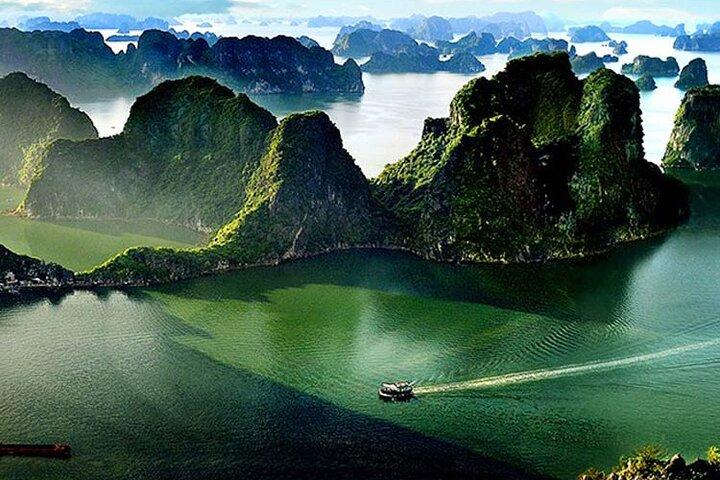 Halong Bay 2 Days-1 Night with Alisa Cruise