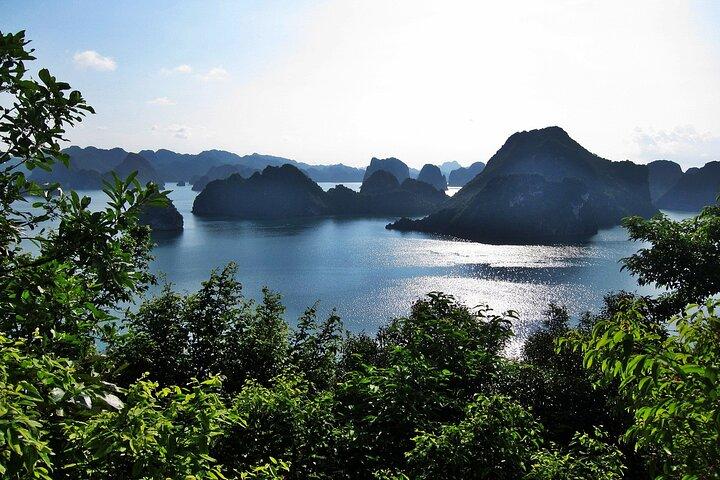 Halong Bay 2 Days/1 Night with 5 Star Cruise