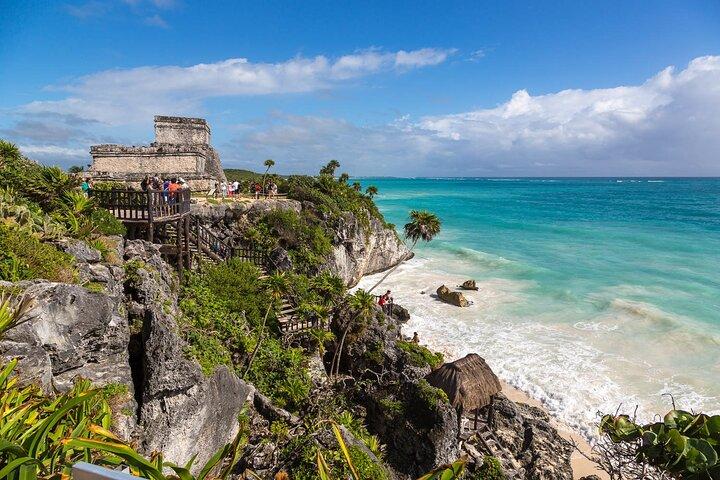 Full-Day Tour of Tulum Ruins and Cenotes with Lunch